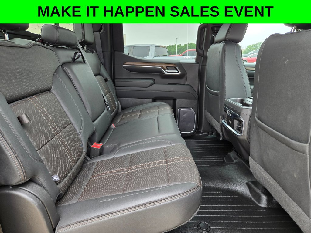 Used 2023 Chevrolet Silverado 1500 High Country w/ Technology Package AWD/4WD image 25