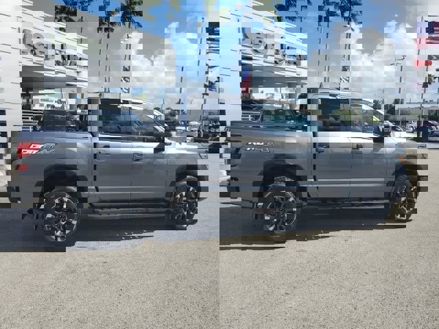 Used 2021 Nissan Titan PRO-4X w/ Pro-4x Utility Package image 8