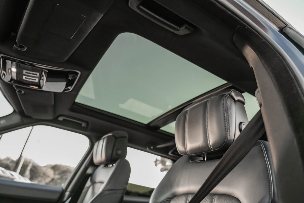Used 2020 Land Rover Range Rover Sport Autobiography image 31