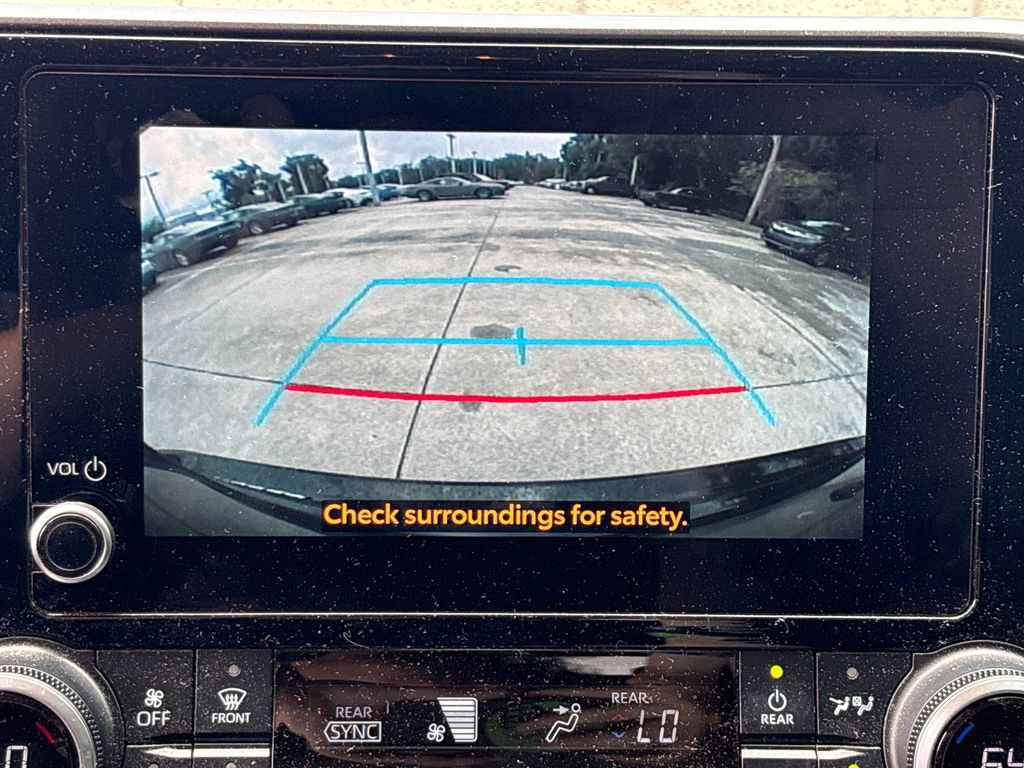 Used 2023 Toyota Highlander XLE FWD image 26