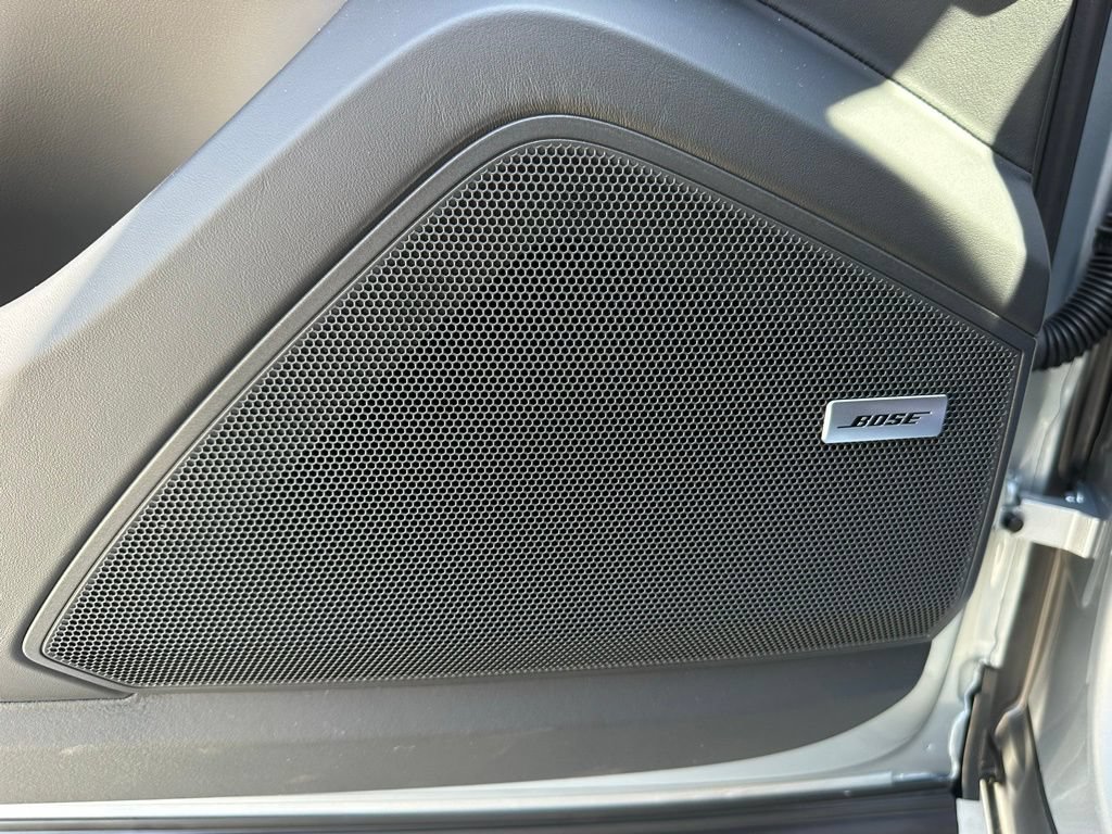 Certified 2025 Porsche Cayenne S AWD/4WD image 16