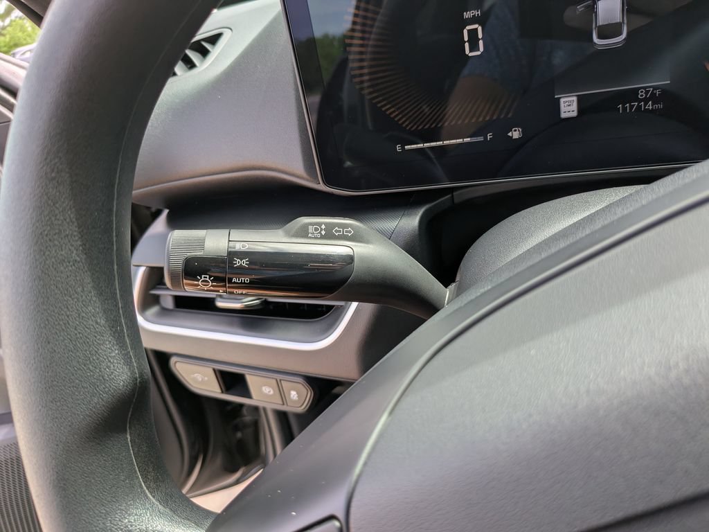 Certified 2025 Kia K4 FWD image 30