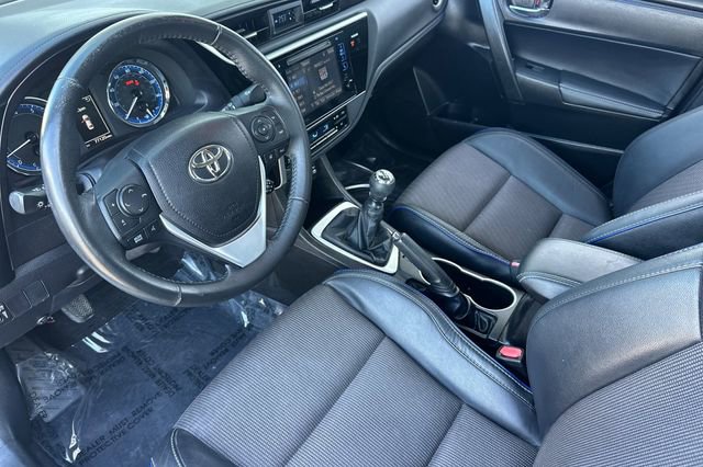 Used 2017 Toyota Corolla SE w/ Carpet Mat Package (TMS) image 9