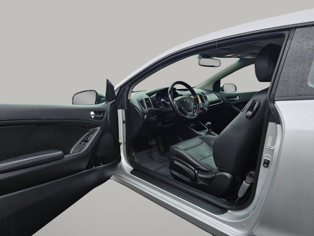 Used 2016 Kia Forte Koup EX w/ EX Premium Package image 20