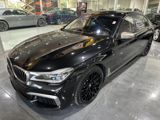 Used 2017 BMW M760i xDrive AWD/4WD image 11
