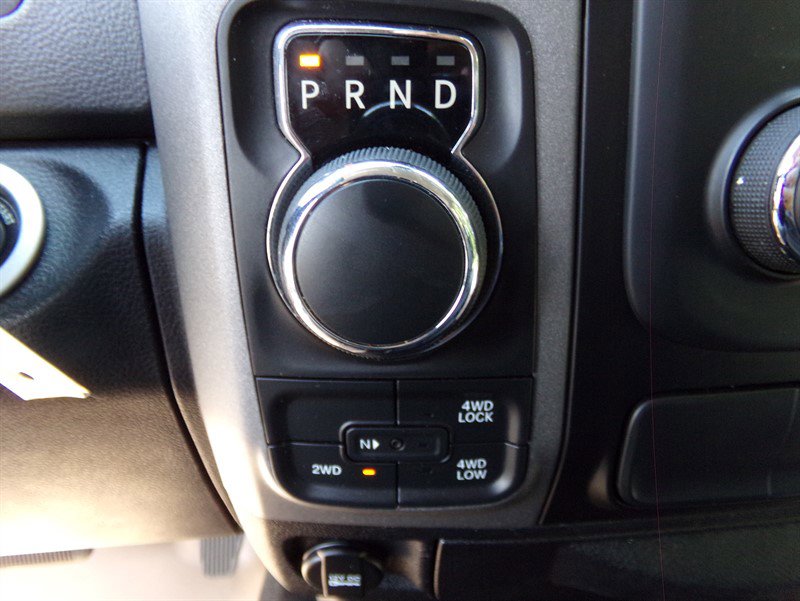 Used 2015 RAM 1500 Express AWD/4WD image 40