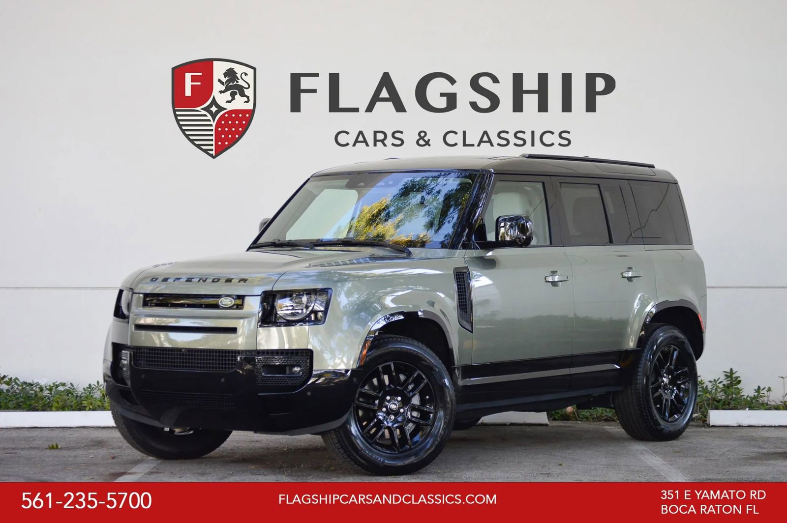 Used 2025 Land Rover Defender 110 X-Dynamic SE image 1