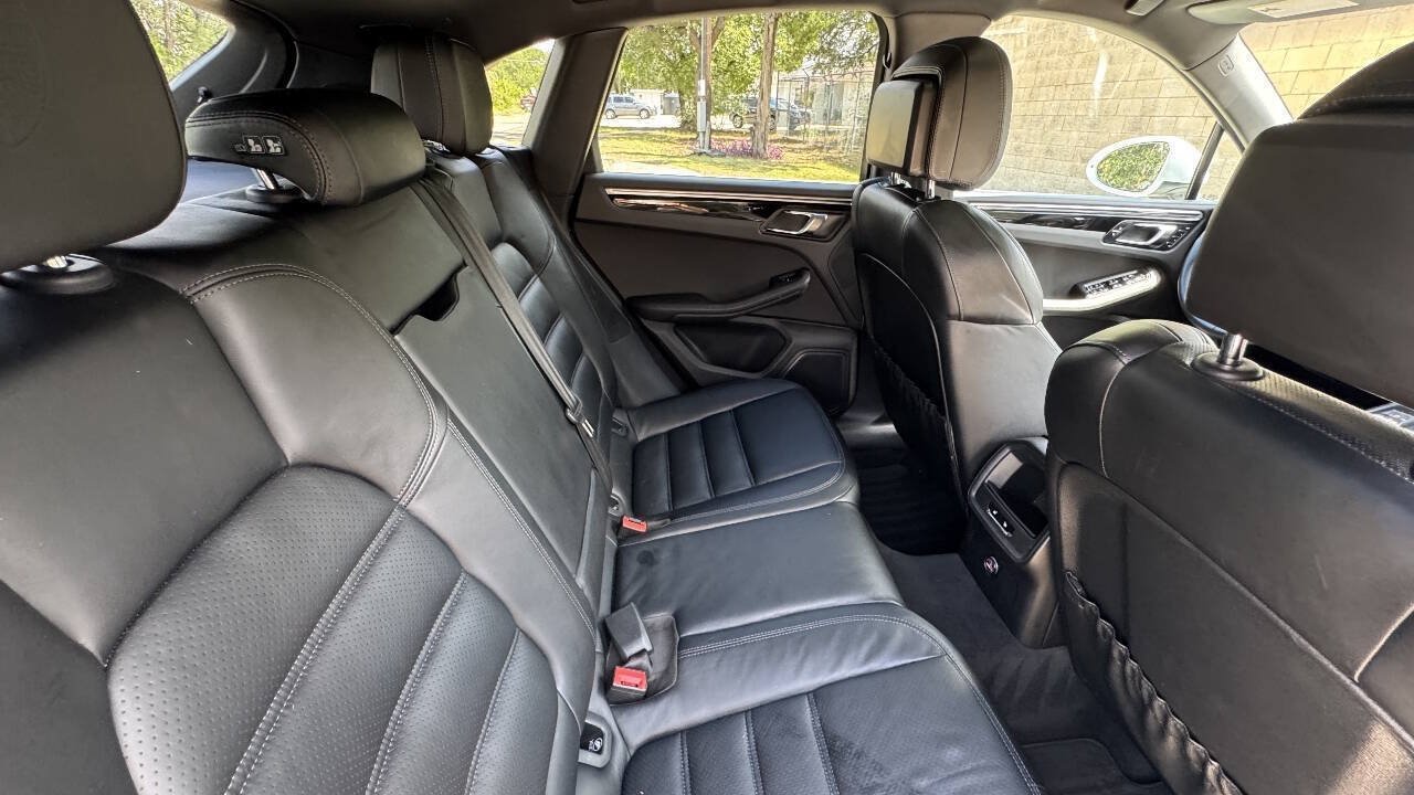 Used 2015 Porsche Macan S AWD/4WD image 39