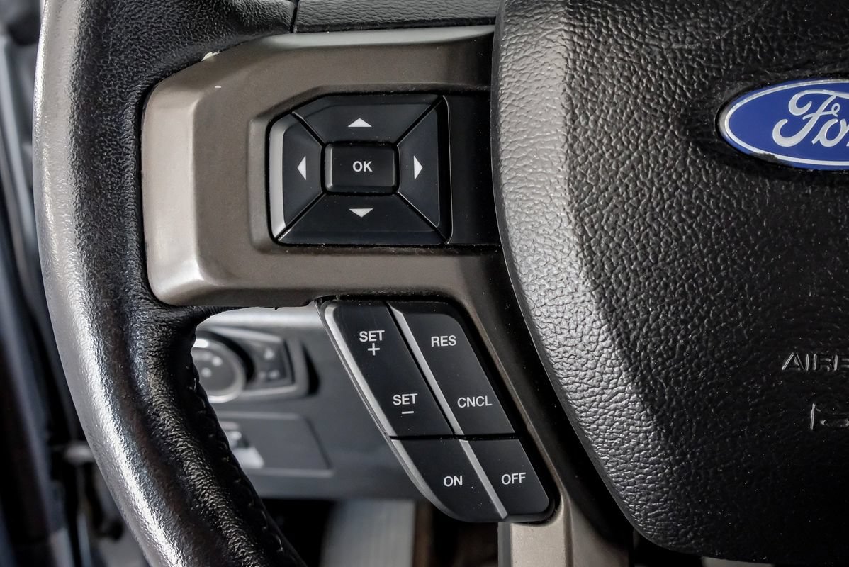 Used 2020 Ford Expedition XLT w/ Equipment Group 202A AWD/4WD image 16