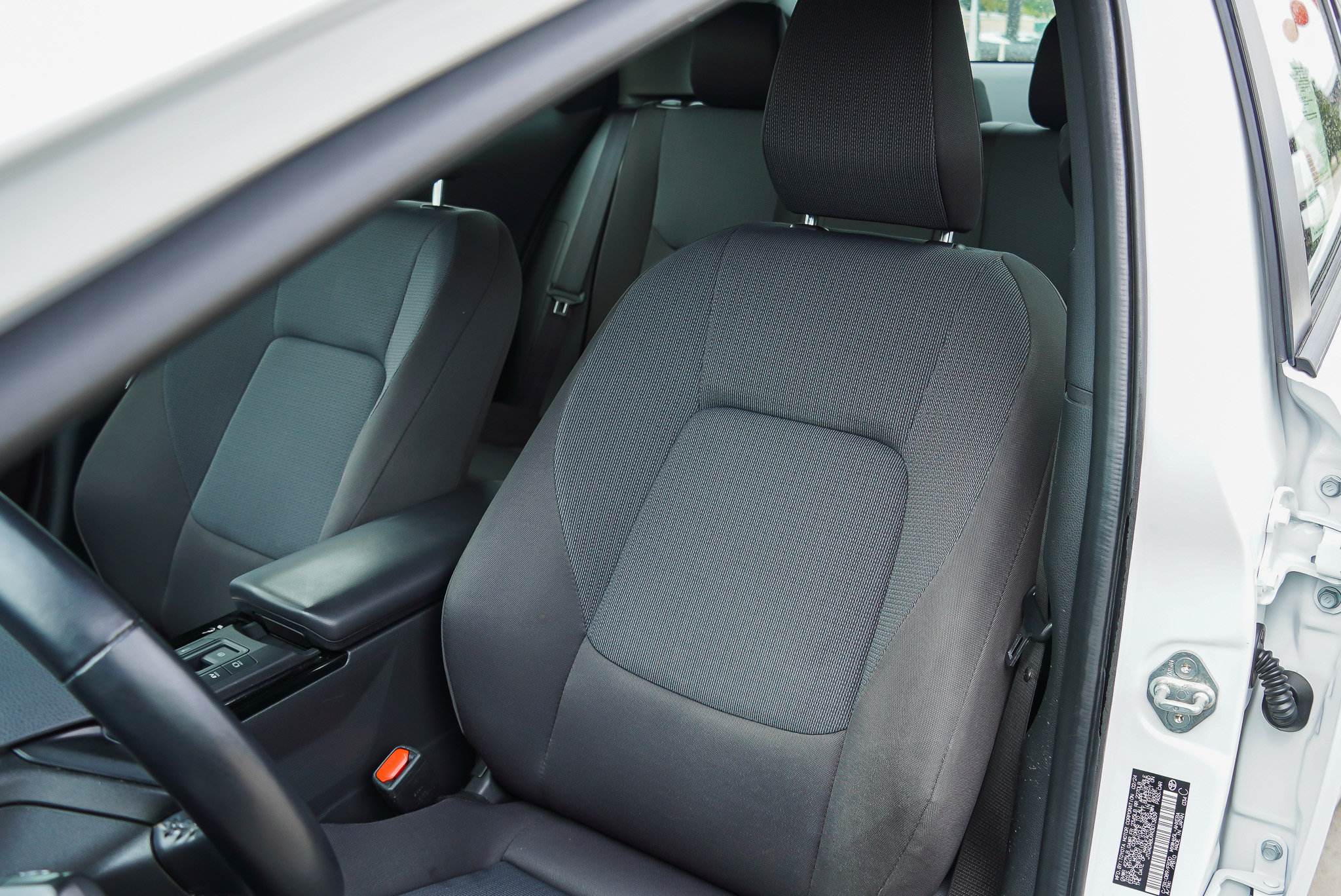 Certified 2024 Toyota Prius LE AWD/4WD image 16