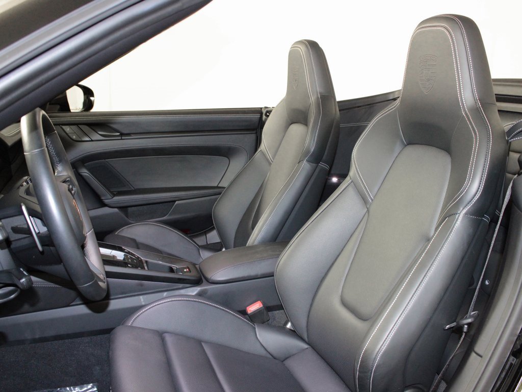 Used 2024 Porsche 911 Carrera GTS image 5