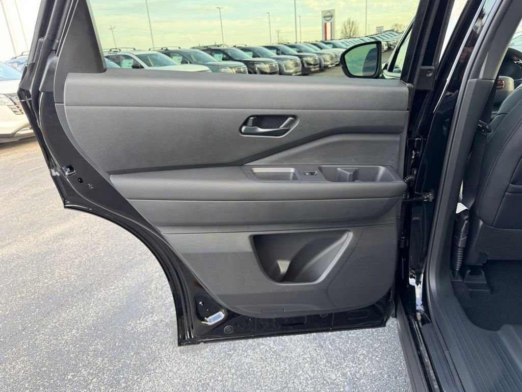 New 2026 Nissan Pathfinder Rock Creek AWD/4WD image 24