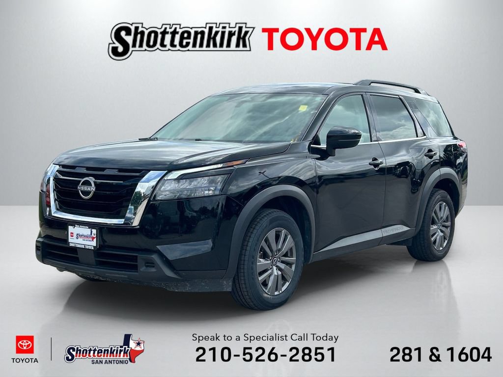 Used 2025 Nissan Pathfinder SV