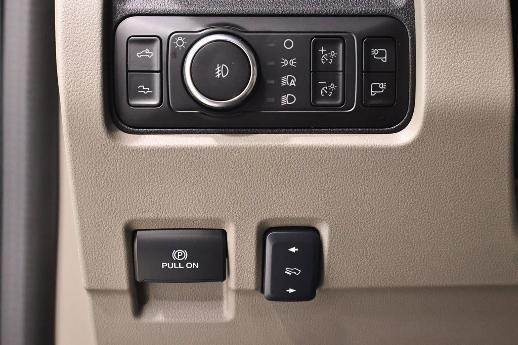 New 2026 Ford F450 Platinum image 22