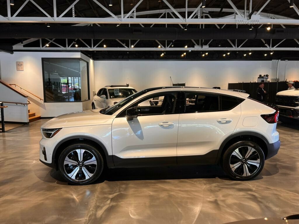 Used 2023 Volvo C40 P8 Recharge Plus AWD/4WD image 2