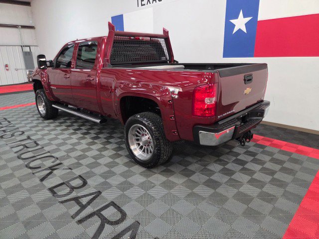 Used 2013 Chevrolet Silverado 2500 LTZ w/ LTZ Plus Package image 12