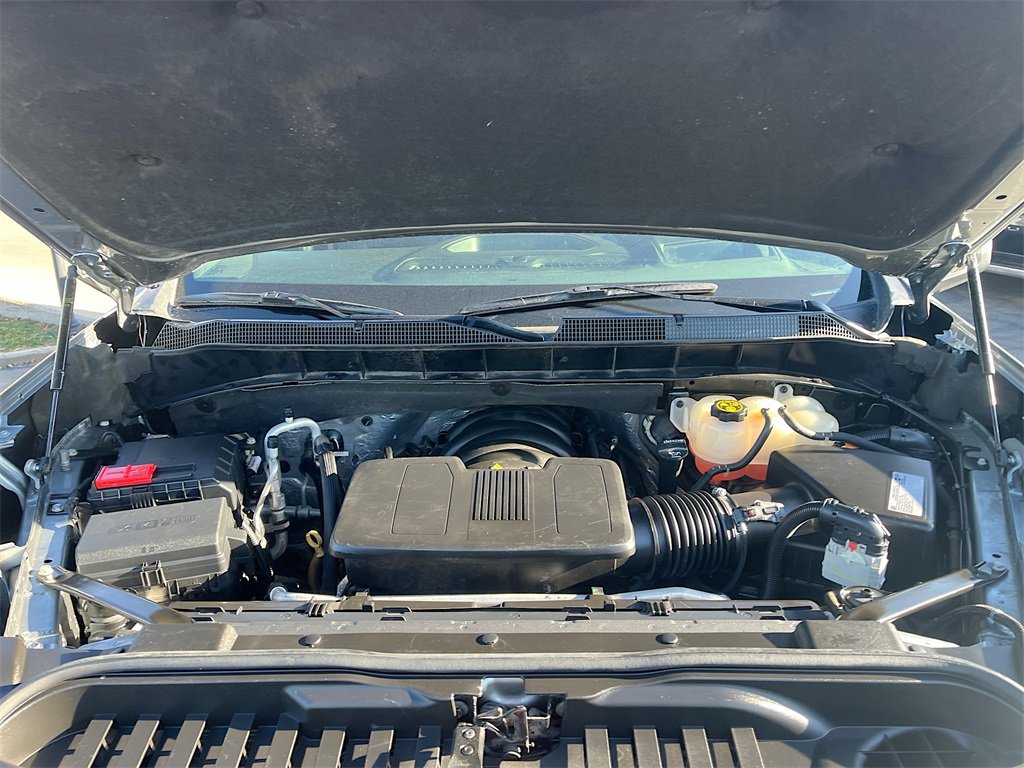 Used 2021 Chevrolet Silverado 1500 High Country w/ Technology Package image 32