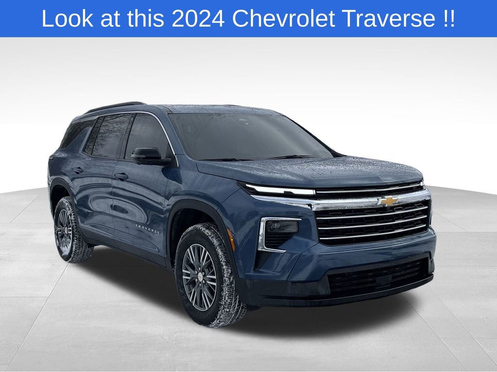 Used 2024 Chevrolet Traverse LT w/ Enhanced Driving Package
