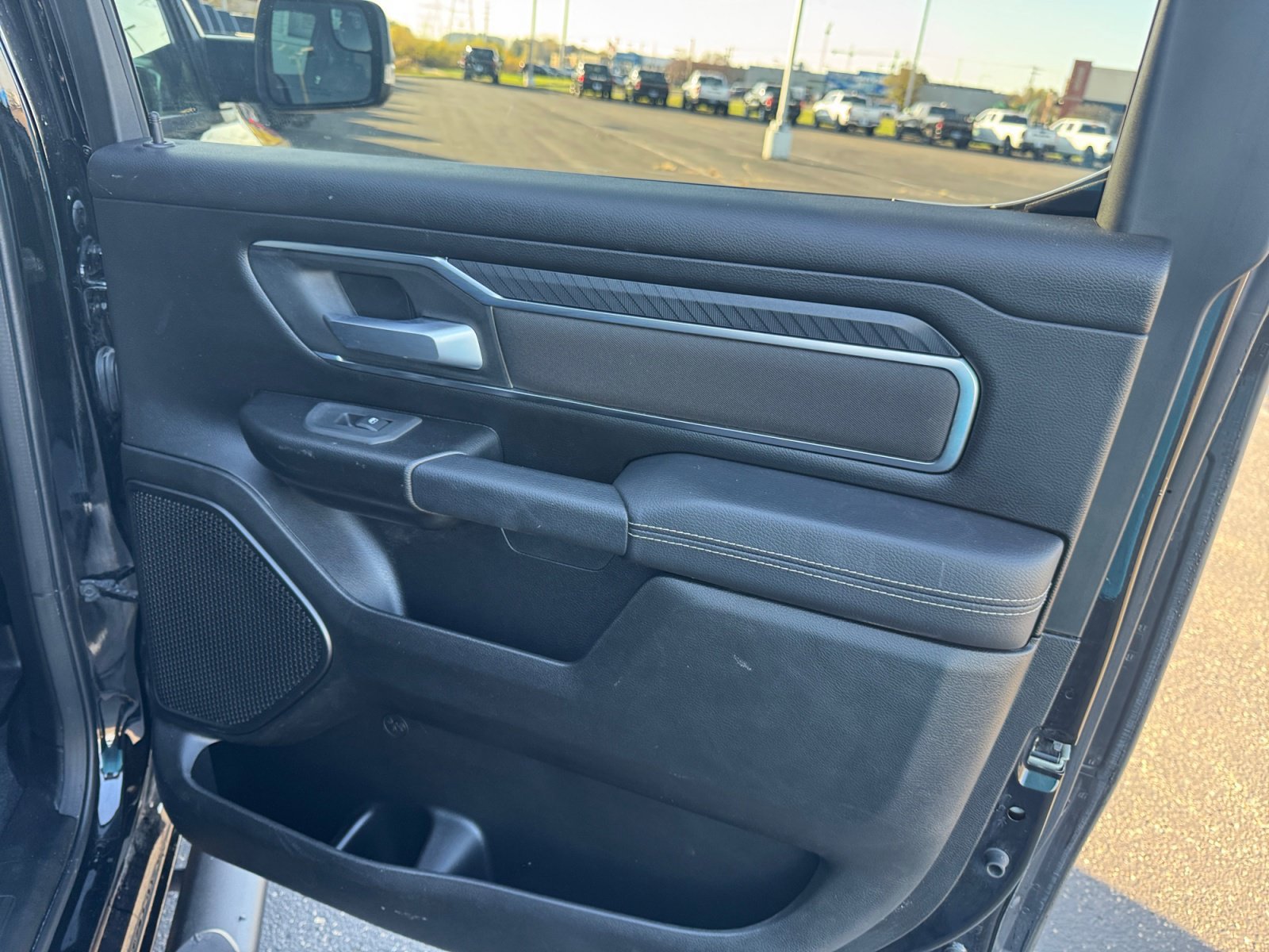 Used 2025 RAM 1500 Big Horn AWD/4WD image 32