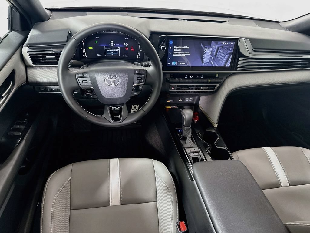 Used 2026 Toyota Camry SE w/ Multimedia Upgrade Package FWD image 21