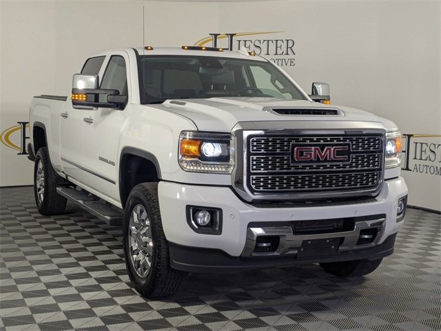 Used 2019 GMC Sierra 2500 Denali w/ Duramax Plus Package image 2