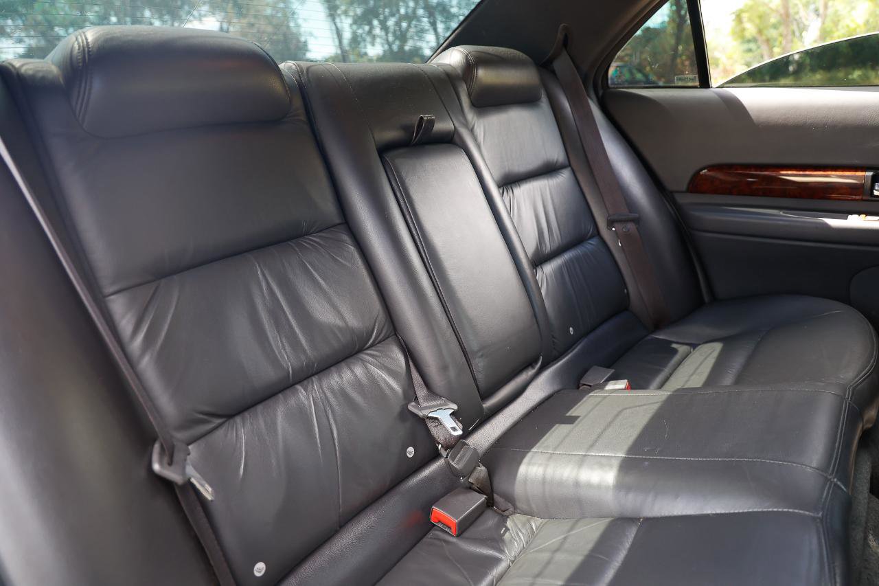 Used 2002 Lincoln LS image 14