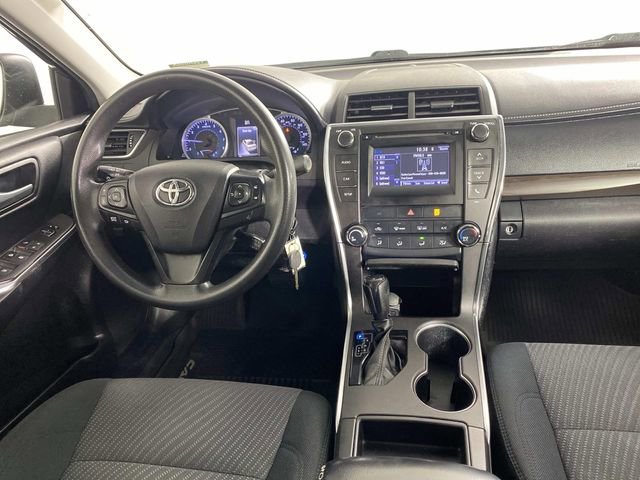 Used 2017 Toyota Camry LE FWD image 12