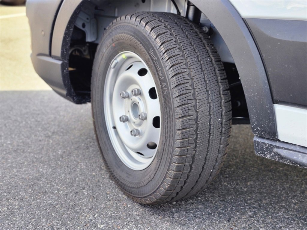 New 2026 Ford Transit 250 148 Medium Roof image 25