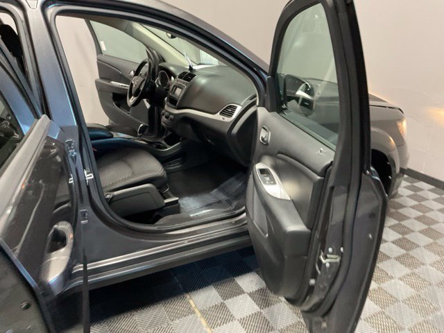 Used 2018 Dodge Journey SE w/ Connectivity Group FWD image 22