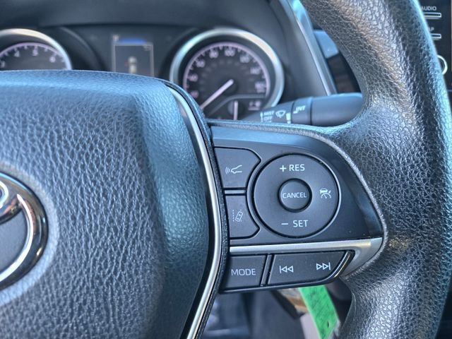 Certified 2022 Toyota Camry LE image 22