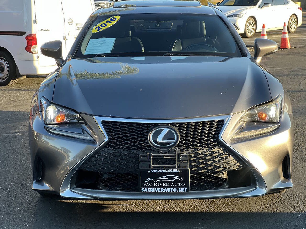Used 2016 Lexus RC 200t image 2