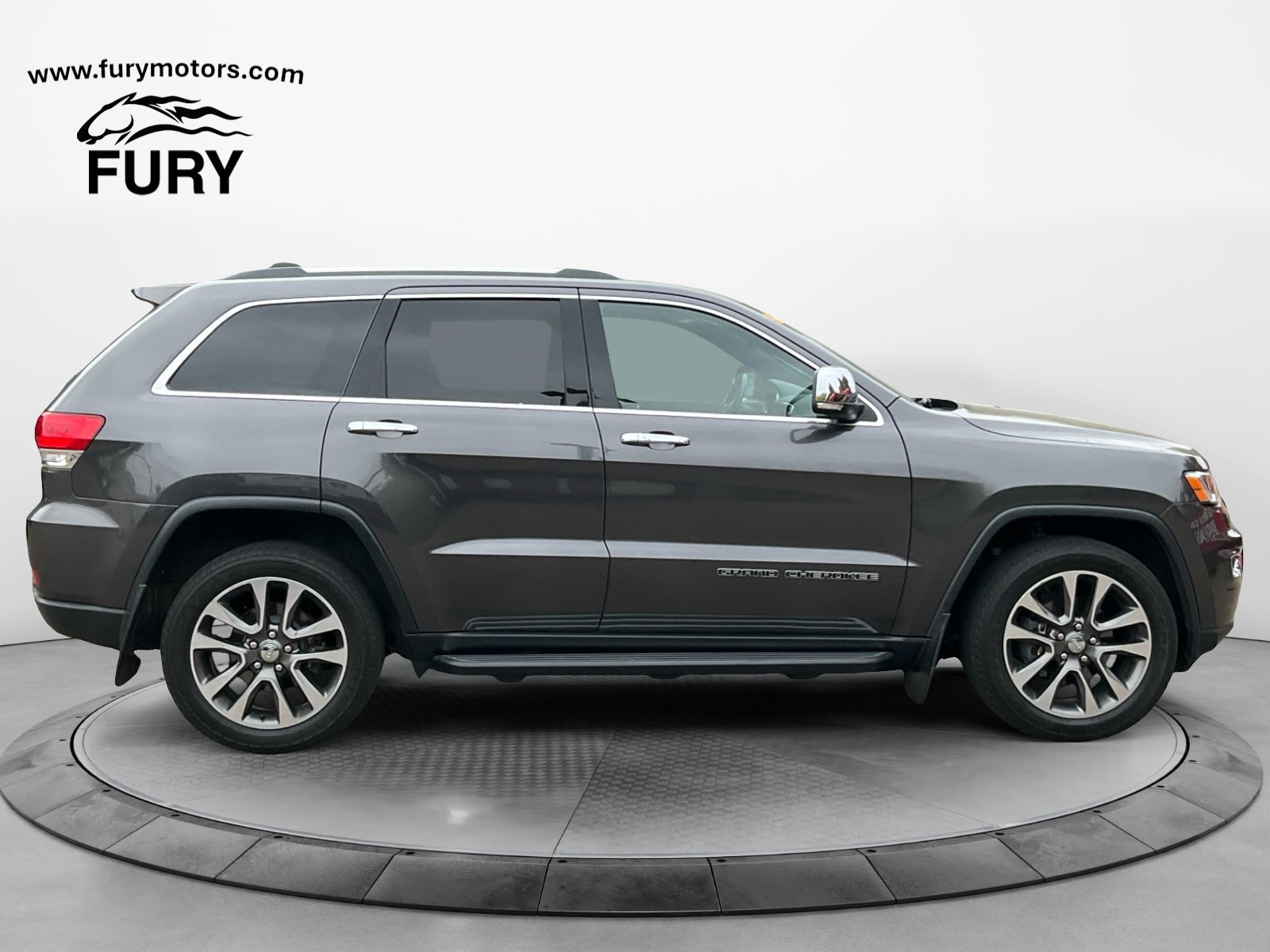 Used 2018 Jeep Grand Cherokee Limited w/ Trailer Tow Group IV AWD/4WD image 3