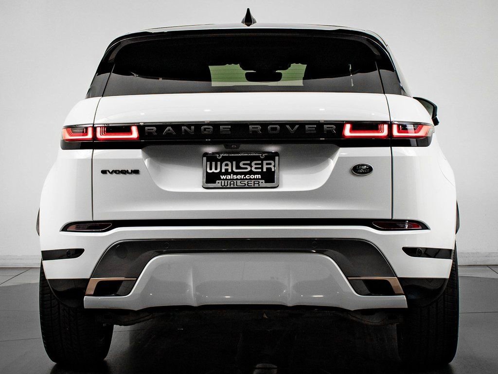 Used 2023 Land Rover Range Rover Evoque R-Dynamic SE image 10