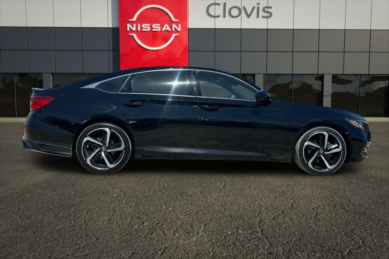 Used 2020 Honda Accord Sport image 9