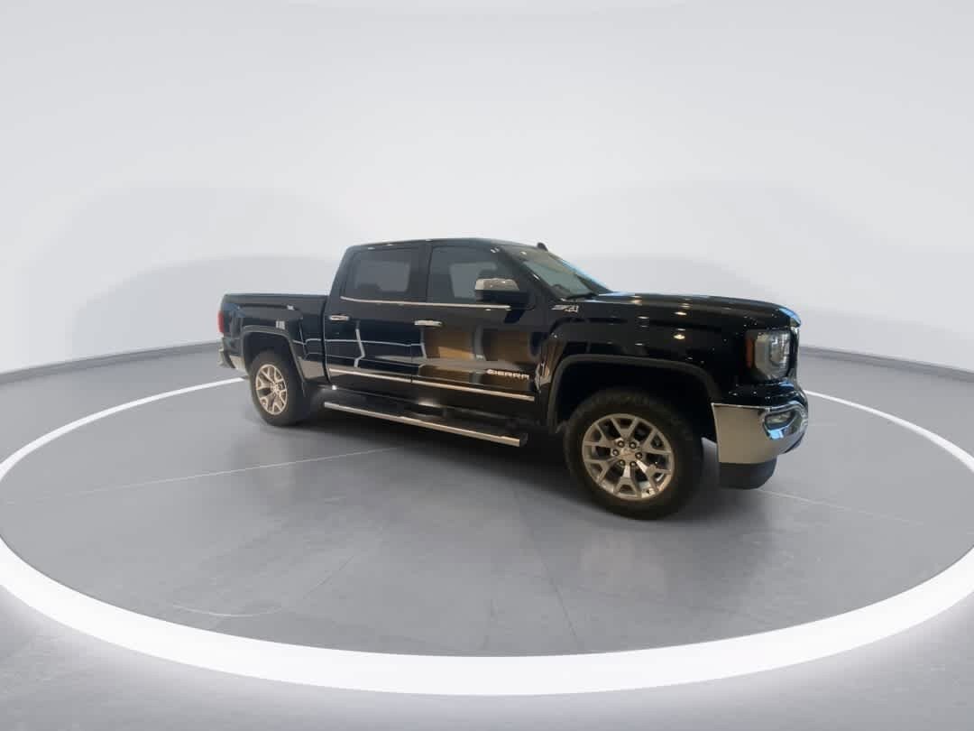 Used 2018 GMC Sierra 1500 SLT w/ SLT Premium Package AWD/4WD image 2