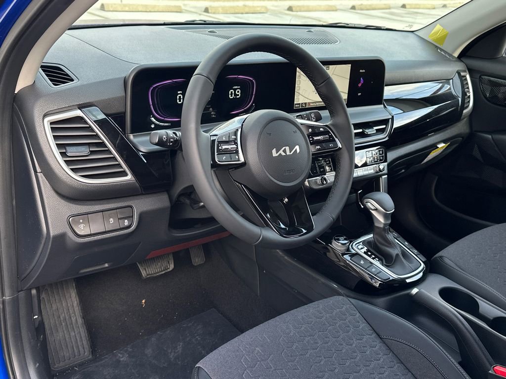 New 2026 Kia Seltos S image 16