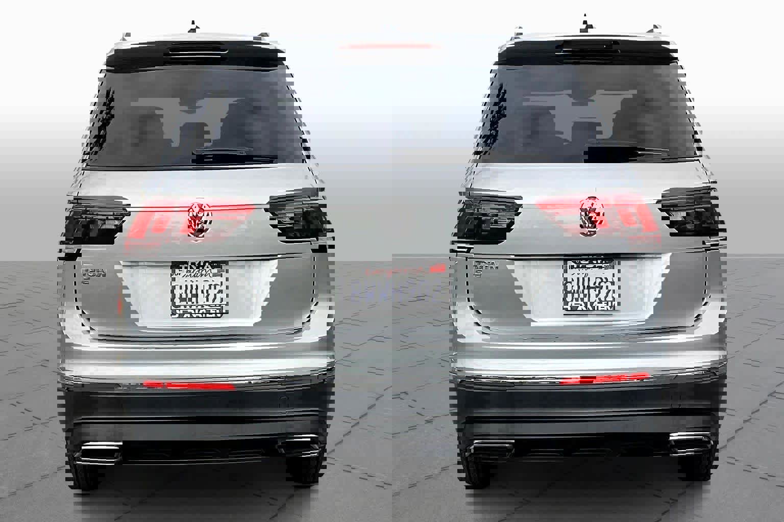 Used 2021 Volkswagen Tiguan SE image 4