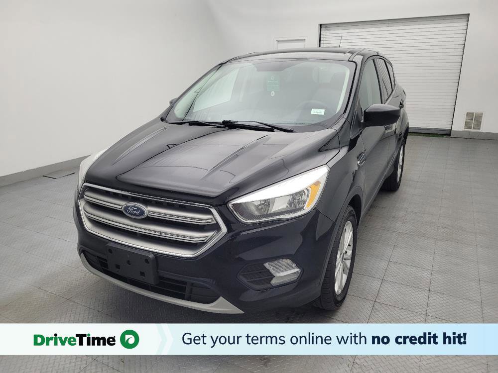 Used 2017 Ford Escape SE w/ SE Cold Weather Package