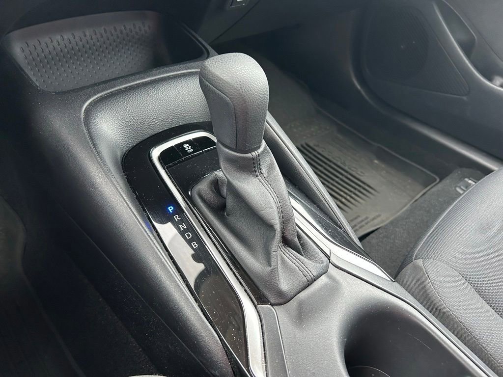 Used 2025 Toyota Corolla LE FWD image 26