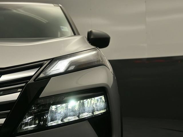 Certified 2025 Nissan Rogue S FWD image 10