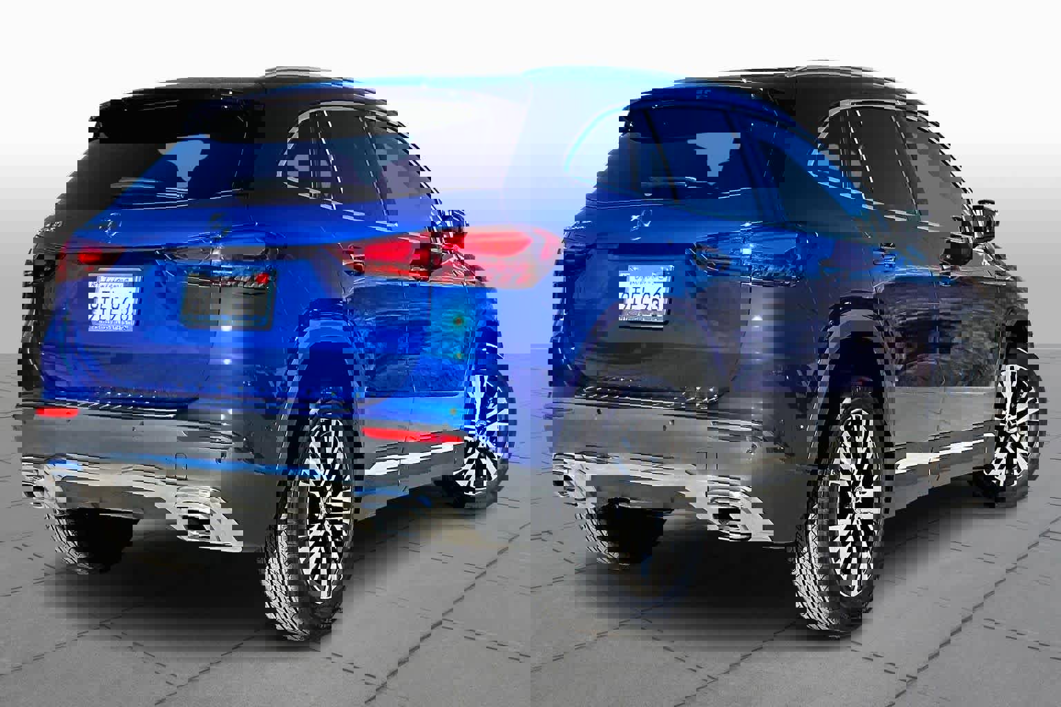 Used 2025 Mercedes-Benz GLA 250 image 12