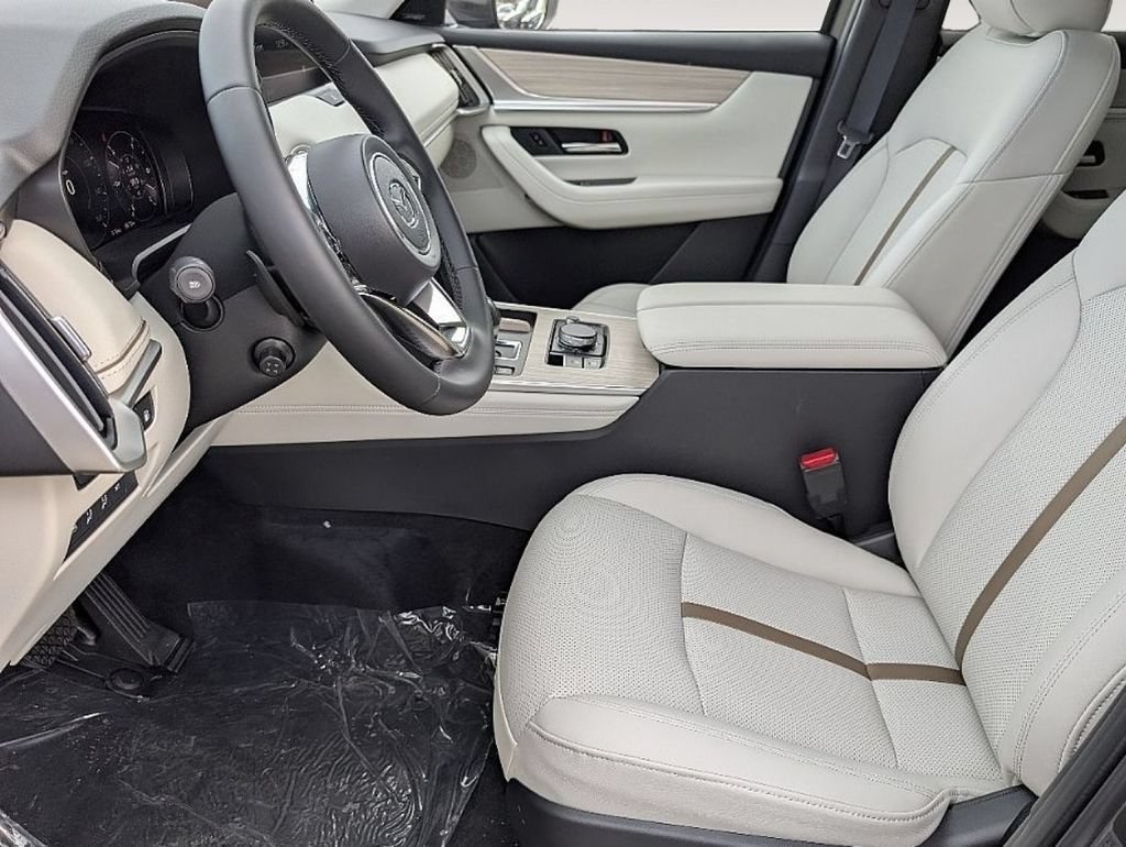 New 2026 MAZDA CX-90 Plug-In Hybrid w/ Premium Plus AWD/4WD image 18