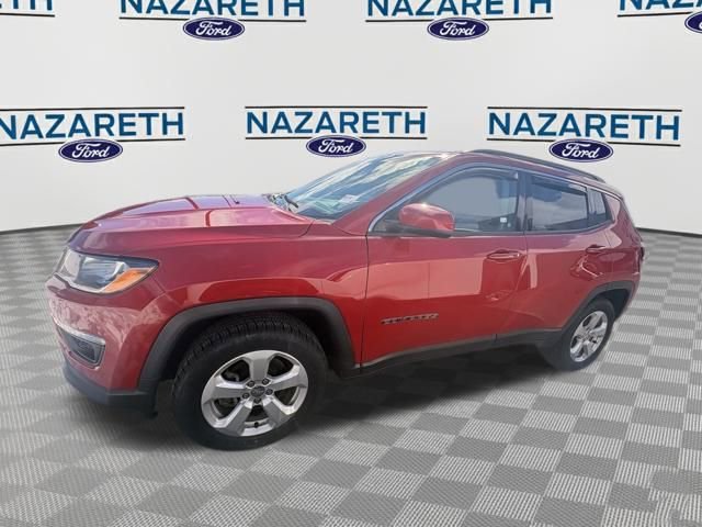 Used 2019 Jeep Compass Latitude image 4