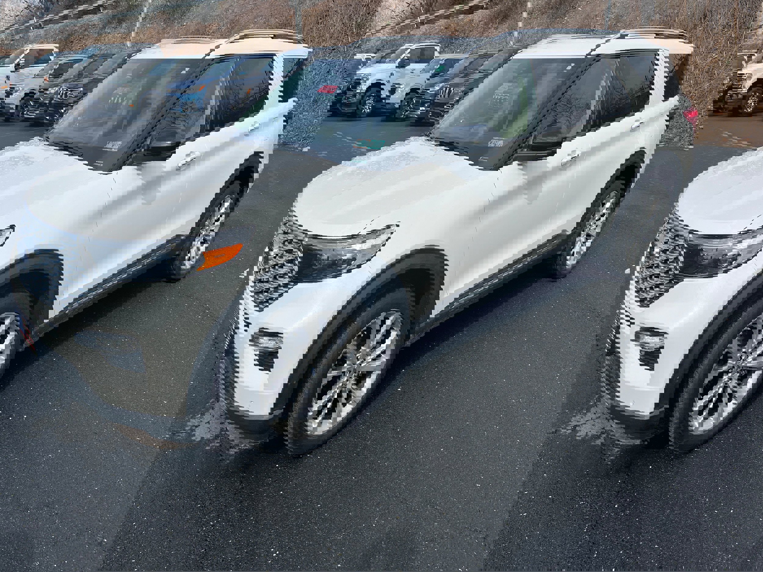 Certified 2021 Ford Explorer Platinum w/ Equipment Group 601A AWD/4WD image 23