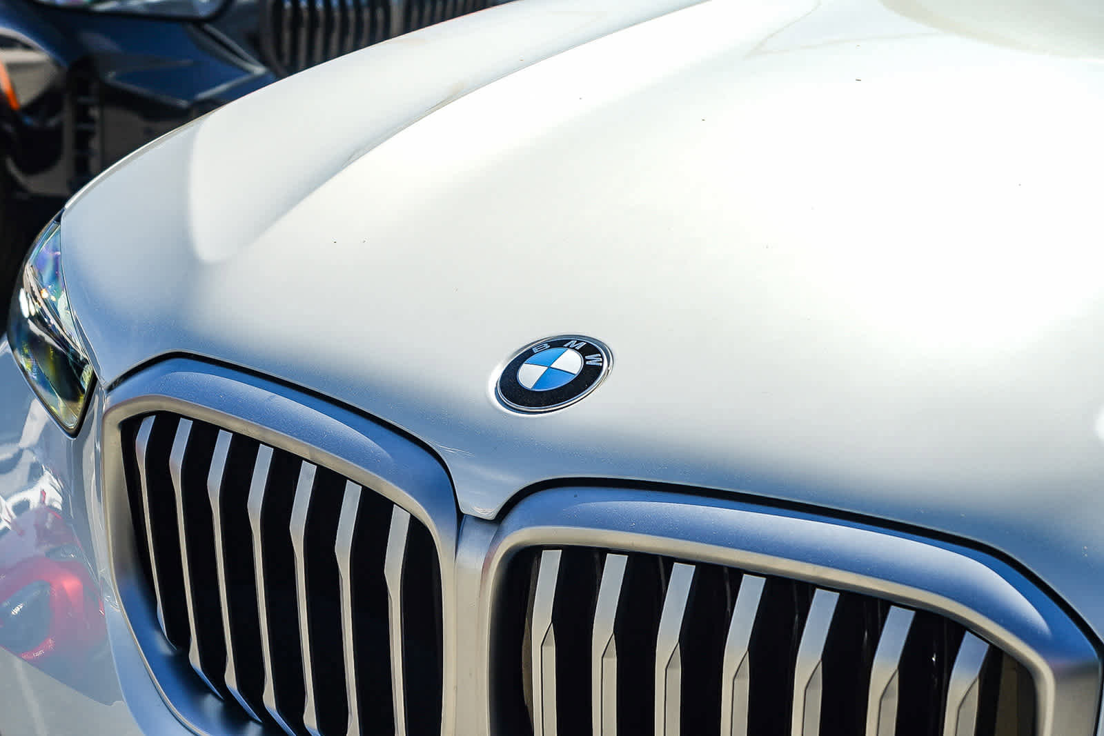 Used 2025 BMW X5 sDrive40i w/ Premium Package image 9