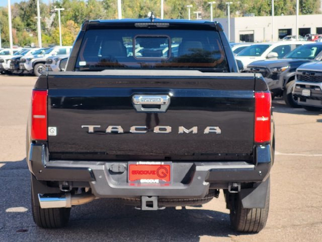 Used 2024 Toyota Tacoma Limited w/ Limited Package (LT) AWD/4WD image 5