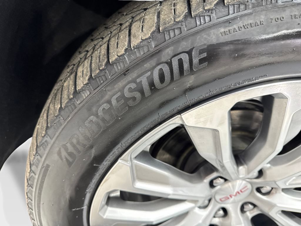 Used 2023 GMC Yukon Denali image 95