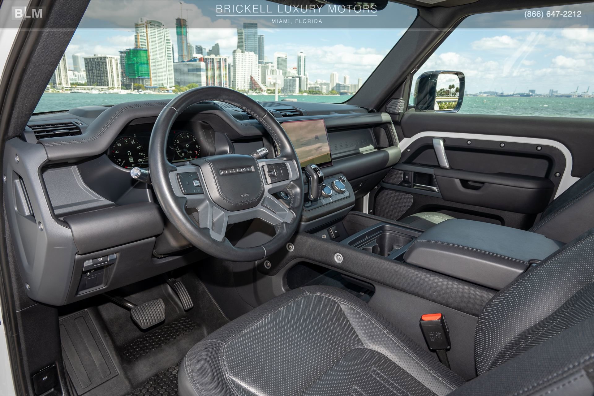 Used 2022 Land Rover Defender 90 X-Dynamic HSE image 7