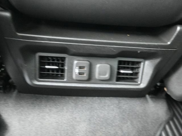 Used 2023 Chevrolet Silverado 2500 LTZ image 20