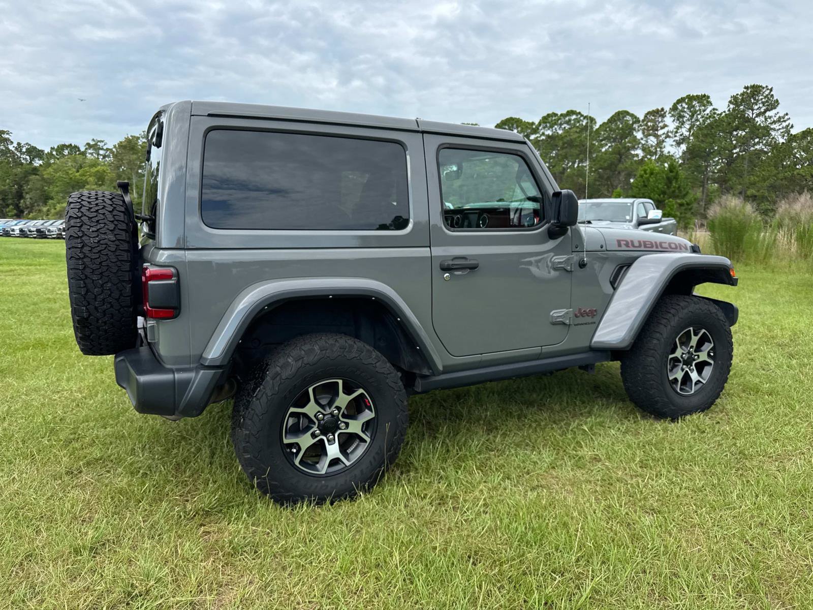 Used 2022 Jeep Wrangler Rubicon w/ LED Lighting Group AWD/4WD image 3